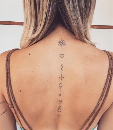 tatuajes para mujer en la espalda sexis|Tatuajes sensuales en la espalda para mujeres: Inspírate aquí